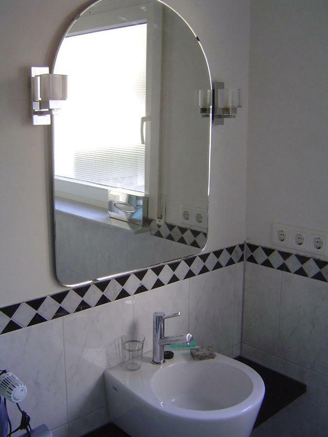 Ferienwohnung In Bonn Exteriör bild